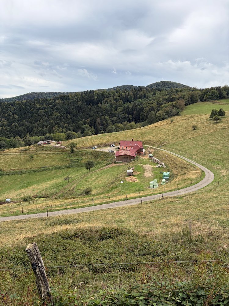Photo du Kohlschlag avec la ferme-auberge.