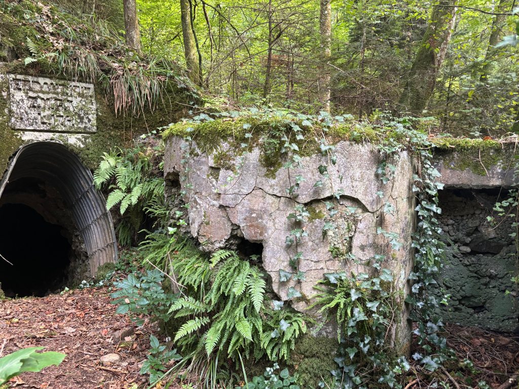 Étage du poste de mitrailleuse de la Croix Zimmermann.